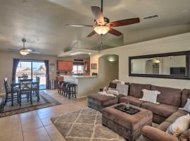 2 Mi to Beach Lake Havasu Gem with Pool and Spa!, hotel i Lake Havasu City