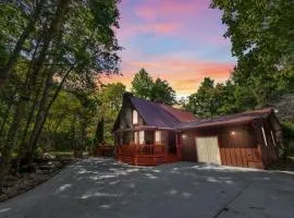 Hidden Hollow Cabin in the Smoky Mountains