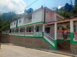 Hotel Emmanuel, hotel em Pamplonita