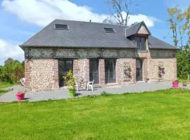 Charmante Maison à Fort-Moville avec Terrasse Privée