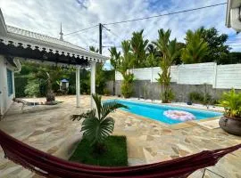 Cottage Palmier Rouge