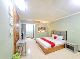 RedDoorz near Stadion Semeru Lumajang Jawa Timur, hotel v destinaci Lumajang
