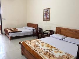 Nhà Khách 4 Mùa, hotel v destinaci Thôn Dương Xuân Hạ