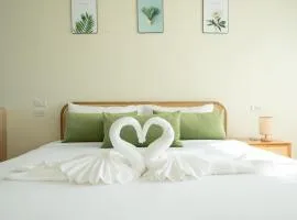 กว้างคูณยาวคาเฟ่รีสอร์ท & พูลวิลล่า