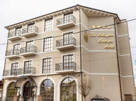 The Arlington Boutique Hotel, hotel em Craiova