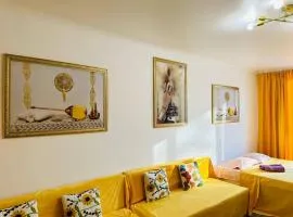 Квартира для больших групп путешественников рядом с жд вокзалом и аэропортом