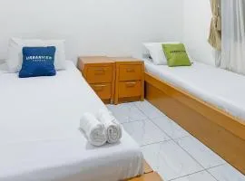 Urbanview Hotel Dasa Putra Syariah Sumedang
