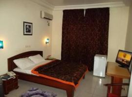 Hôtel Le Chateau Douala, hotel v destinaci Douala