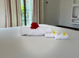 skyport villa, hotel v destinaci Zanzibar City
