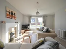Number Ten - a stylish bungalow with parking and garden