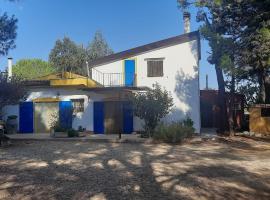 Agriturismo Poggio Ferrata: Ruvo di Puglia'da bir glamping noktası