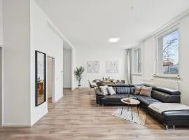 Yello Homes - Loft - Airport & Messe 6 Betten & Wifi
