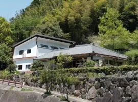 ARUYOguesthouse 一棟貸切 大人数でbbqと焚き火を楽しむ