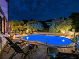 Serene Summer Oasis - Pool, Jacuzzi, Sauna, Sea View - Lara