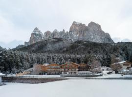Dolomites Nature Hotel Vigilerhof, ξενοδοχείο σε Siusi