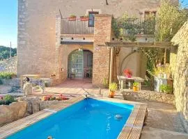 Casa Pardal Coliving & Coworking