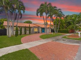 Casa Maldivas - Blue Oasis - Heated Pool, hotel in Tamiami