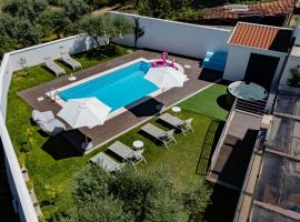 Alojamento Jasmine, hotel u gradu 'São Pedro de Alva'