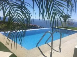 Timeless Escape Villa Calheta
