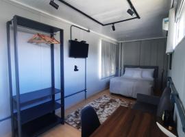 Container Guesthouse - 4, hotel in Urubici