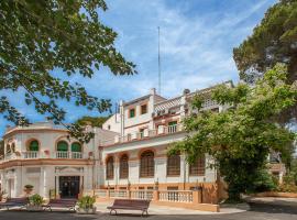 Balneario de Cofrentes, hotel ramah hewan peliharaan di Cofrentes