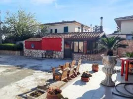Spacious house with sea view in Pachino, capacity 9 pers.