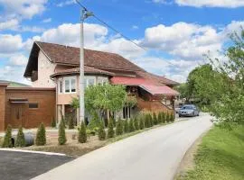 Charming apartment in Rakovica with shared pool - 35 sqm
