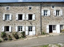 Palladuc에 위치한 호텔 Maison spacieuse près de Palladuc