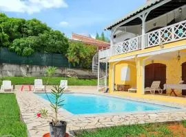 Appartement spacieux aux Trois-Îlets avec piscine partagée