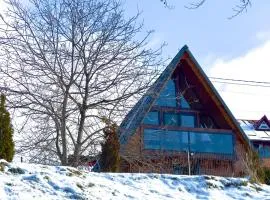 Triangle House Parang
