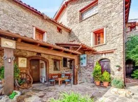 Cozy Apartment in Ardanué with View