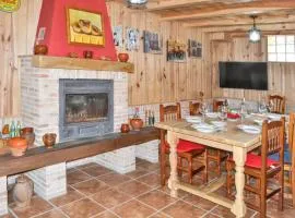 Charming House in Morales de Rey with Enclosed Garden