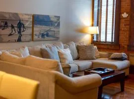 Luxurious 901 Condos by Fernie Central Reservations