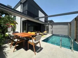 Kundu Villas Heated Pool Retreat