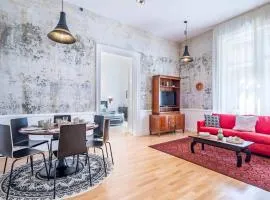 Boutique Luxury - Central & Quiet