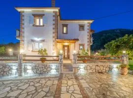 Villa Aurora
