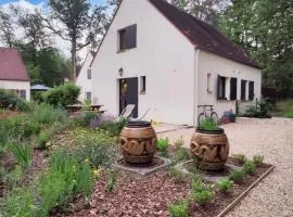 Maison de charme à Arbonne-la-Forêt avec terrasse-jardin verdoyant