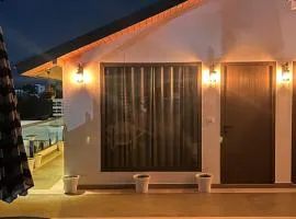 Aliaras Homestay