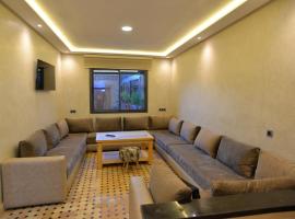 Tirazir House 1, hotel v destinaci Mirleft