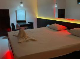 Motel Bora Bora, hotel with hot tubs in Belém