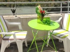 Appartement charmant à Carcassonne avec terrasse