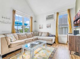 The Aster - 109 Butternut, hotel i Cherry Valley