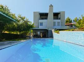 Deluxe Chrousso Pool Villa