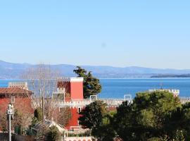 Dijana's Haus, hotel in Padenghe sul Garda