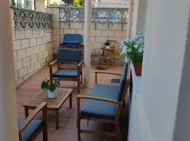 El Chalet Azul