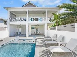 Your Summer Haven Near Beach Heated Pool BBQ