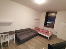 S & P Hostel, hotel in Frankenthal