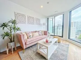 Designed Parkside Penthouse 2Beds & 2Baths - Pool Gym