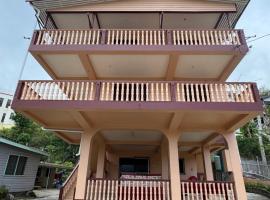 Ashnis Apartment - Sigatoka Town House Apartment, hotel v destinaci Sigatoka