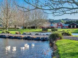 Nirvana Farm, Clevedon
